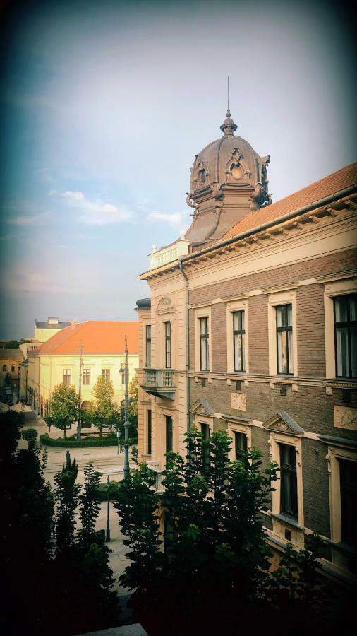 Goodmood Apartment Debrecen Buitenkant foto